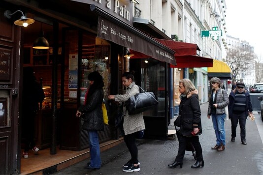 French health authorities reported 8,577 new confirmed coronavirus cases on Wednesday. (Photo: Reuters)