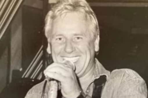credits - #MusicianCyTucker instagram