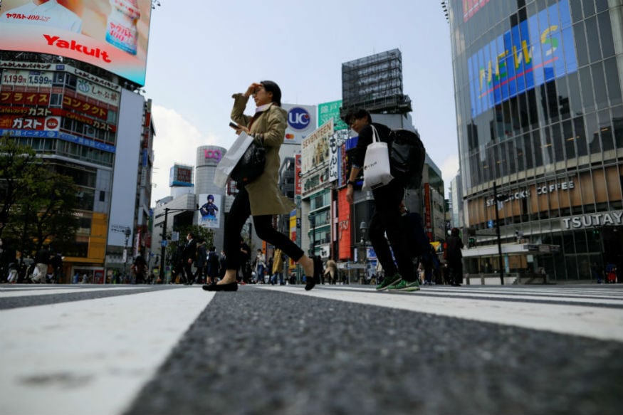 Tokyo Sees Biggest Daily Jump in Coronavirus Infections on Day One of State Emergency