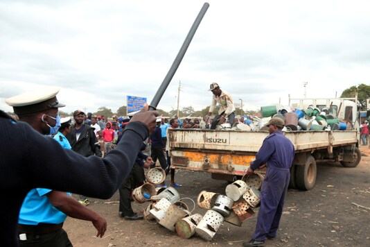 Zimbabwe Extends Coronavirus Lockdown By 2 Weeks But Mines Allowed To Work