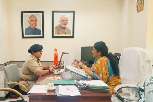 How Police in Rajasthan is Using Facebook Live Sessions to Keep People Indoors During Lockdown