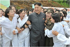 Kim Jong Un and His Most Ardent Female Fans - In Pictures