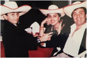Priceless Pictures of Rishi Kapoor From His Personal Album