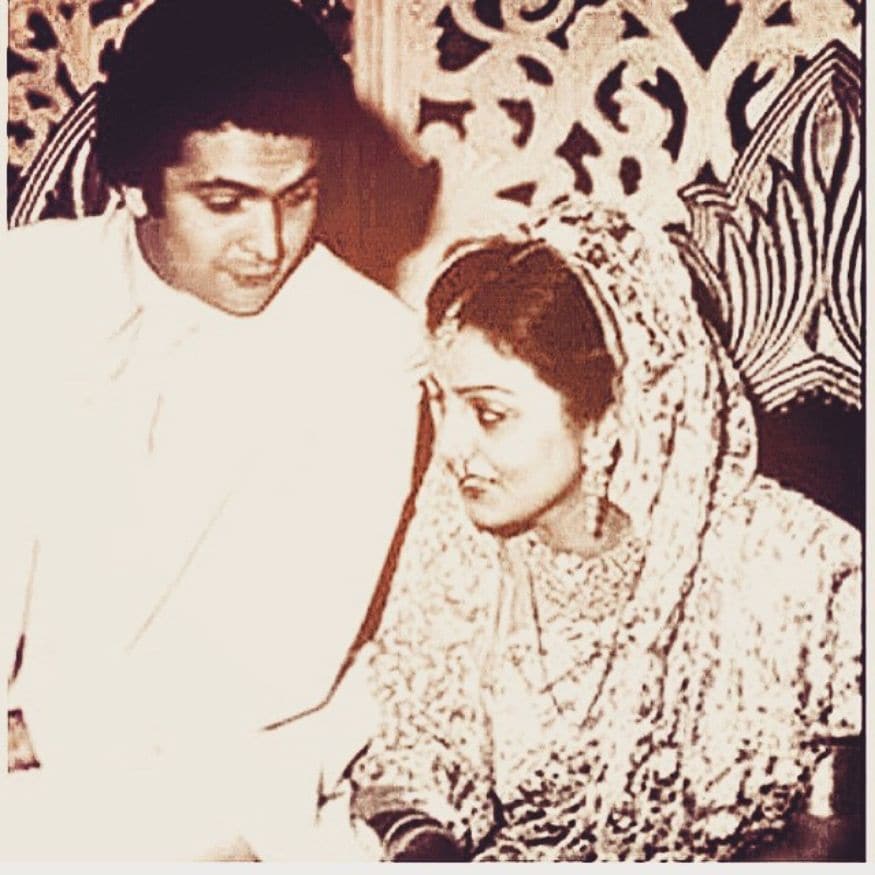 After a highly publicised engagement, Rishi and Neetu tied the knot in 1981. Rishi Kapoor was just 29 at that time. (Image: Instagram)