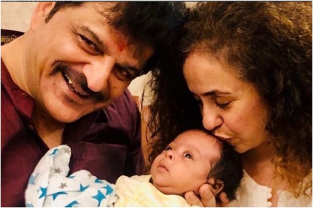 Vanraj Raghani Rajesh Khattar, Vandana Sajnani Share Son Vanraj's First Pics on Their ...