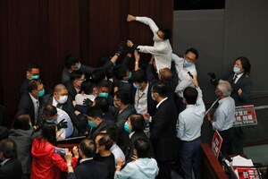 Politicians Fight for Chair in Hong Kong Legislature; See Pics