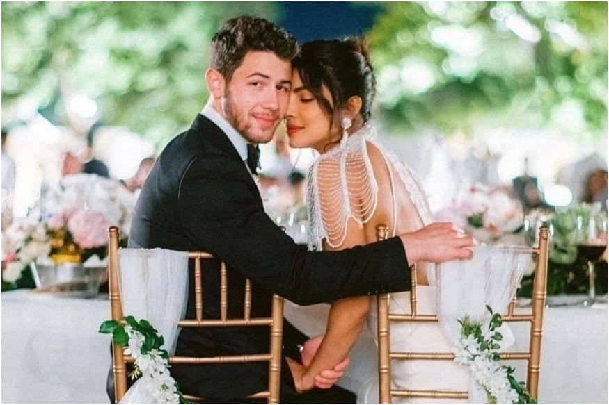 These wedding pictures of Nick Jonas and Priyanka Chopra are full of love