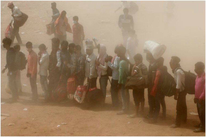 Chaos in Ghaziabad as Thousands of Migrant Workers Gather at Ramlila ...