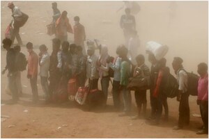 Chaos in Ghaziabad as Thousands of Migrant Workers Gather at Ramlila Ground