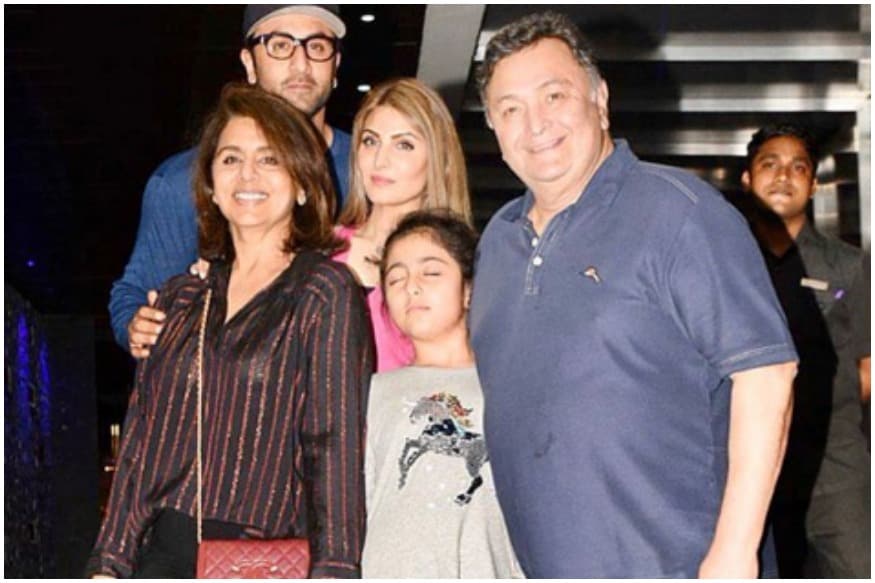 Neetu Kapoor Shares Family Photo With Heartbreaking Caption - News18