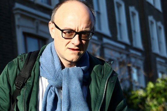 FILE PHOTO: Dominic Cummings, special adviser for Britain's Prime Minister Boris Johnson, leaves his home in London, Britain, March 23, 2020. REUTERS/Hannah McKay/File Photo
