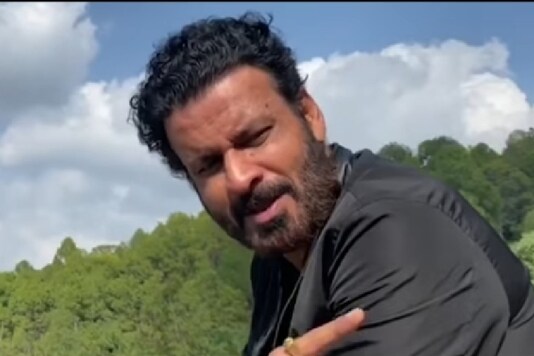 Manoj Bajpayee Recites Milap Zaveri's Poem 'Bhagwan Aur Khuda' on Communal Harmony