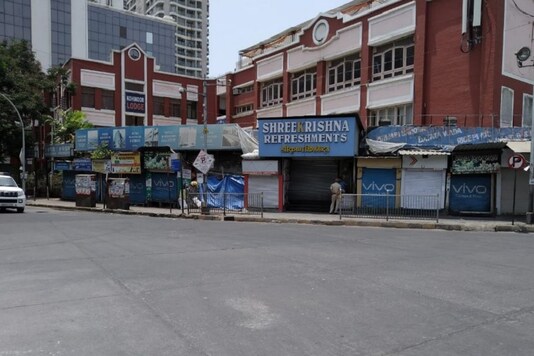 Markets remain shut in Mumbai during the fourth phase of the lockdown. (Photo: Vinaya Deshpande/News18) 