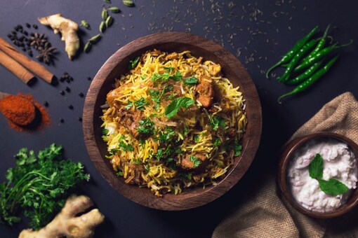 MP: AIMIM Leader Offers Biryani to New Entrants to Boost Membership in Bhopal MP: AIMIM Leader Offers Biryani to New Entrants to Boost Membership in Bhopal