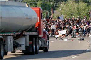 Tanker Truck Drives Into George Floyd Protesters on Minneapolis Highway
