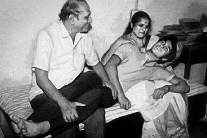 On Global Day of Parents, Sachin Tendulkar Shares Precious Old Picture