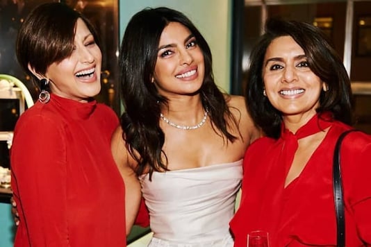 When Neetu Kapoor, Sonali Bendre Had A Blast At Priyanka Chopra's Bridal Shower When Neetu Kapoor, Sonali Bendre Had A Blast At Priyanka Chopra's Bridal Shower