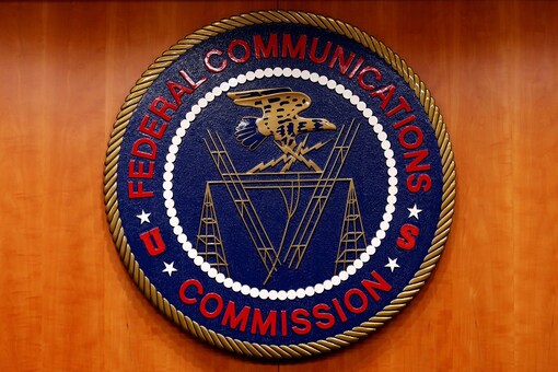 FILE PHOTO: The Federal Communications Commission (FCC) logo. 

REUTERS/Yuri Gripas/File Photo