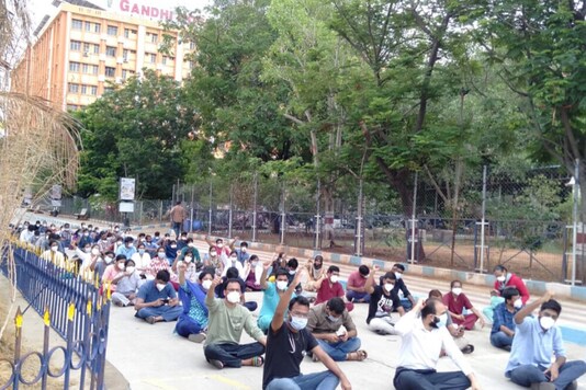 The doctors began their protest following an attack on their colleagues on Tuesday night. (News18)