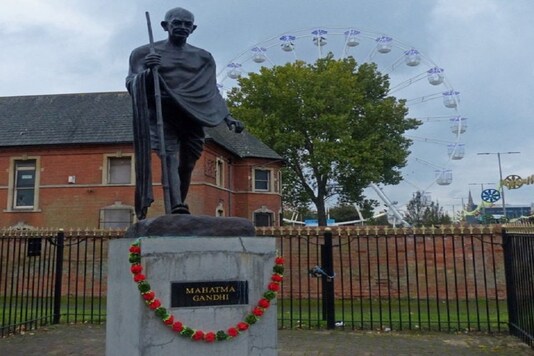 The Gandhi statue in Leicester. (Credit: Twitter) 