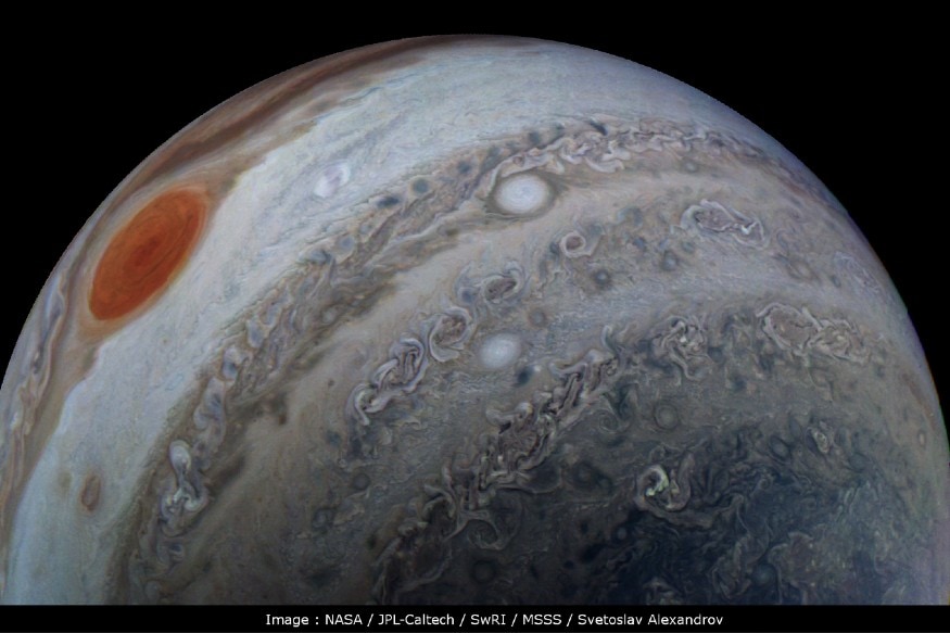 Stunningly Detailed Jupiter Photos By Juno Spacecraft Published By Nasa See Here News18