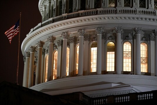 FILE PHOTO: The U.S. Capitol Building in Washington.  REUTERS/Tom Brenner