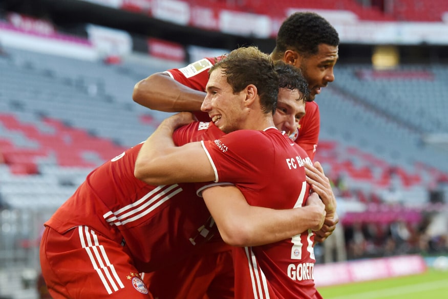 Bundesliga Leon Goretzka S Winner Vs Monchengladbach Brings Bayern Munich Within One Victory To Title