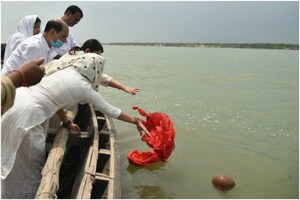 Sushant Singh Rajput's Ashes Immersed in Ganga by His Family