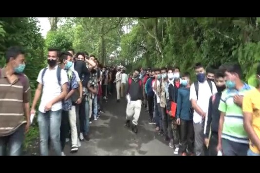 Aspirants queued for Indian Army recruitment in Gangtok. (news 18)