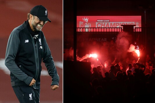 Juergen Klopp (L)  and Liverpool fans celebrating the Premier League title. (Photo Credit: Reuters)