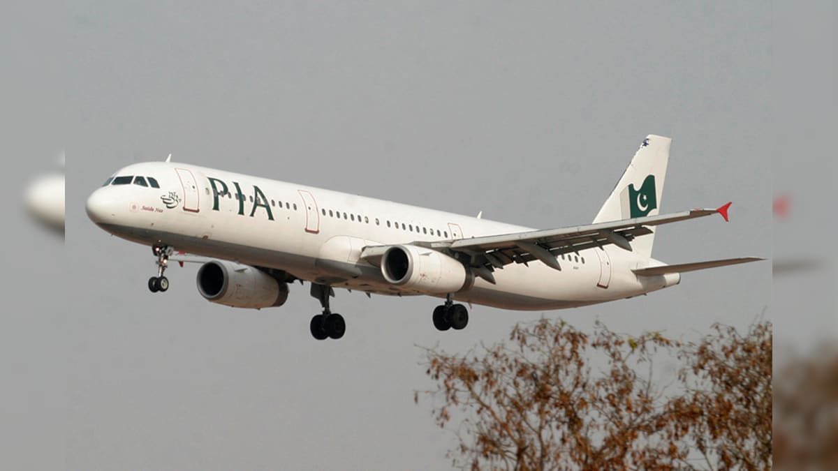 Pak Aviation Ministry Rules Out PIA Privatisation, Underlines Reforms Amid License Fraud