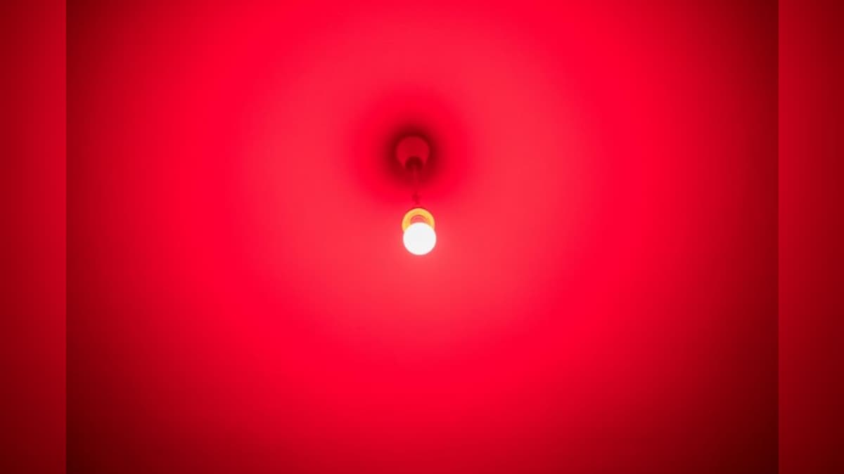 Did You Know? Staring at a Deep Red Light for 3 Minutes a Day Can