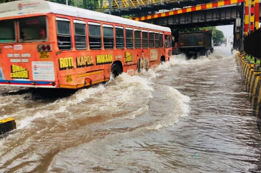 Mumbai Rains: Heavy Showers Cause Waterlogging as Active Monsoon Starts,  IMD Issues Weekend Warning
