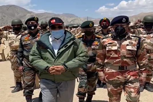 नो पार्टी चाहिए एंगेज इन एनी एक्शन… ’पीएम मोदी के सरप्राइज लद्दाख विजिट पर चाइना की बातें