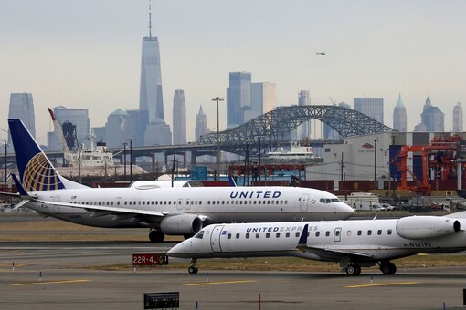 File photo of United Airlines passenger jets taxi at Newark Liberty International Airport, New Jersey. (Rueters)