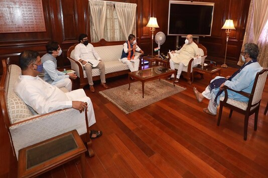 Bengal BJP delegation meets Home Minister Amit Shah. (News18)