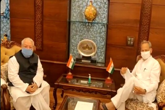 CM Ashok Gehlot with Governor Kalraj Mishra. (Twitter/ANI)