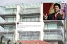 Shah Rukh Khan's Bungalow Mannat Covered in Plastic Sheets, And it's Not for Coronavirus