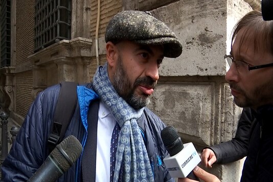 File photo of Italian Senator Gianluigi Paragone speaks to media outside the Italian Senate. Reuters TV via REUTERS File photo of Italian Senator Gianluigi Paragone speaks to media outside the Italian Senate. Reuters TV via REUTERS