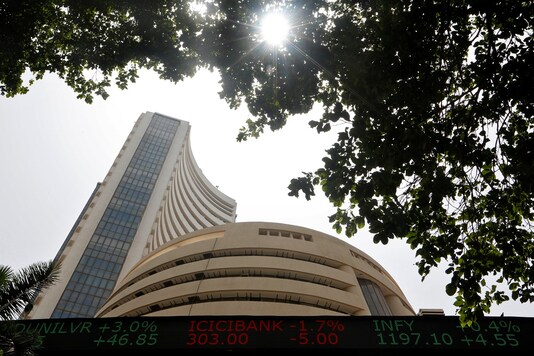 The Bombay Stock Exchange building is seen from a facade in Mumbai, India, May 16, 2018. REUTERS/Francis Mascarenhas/Files