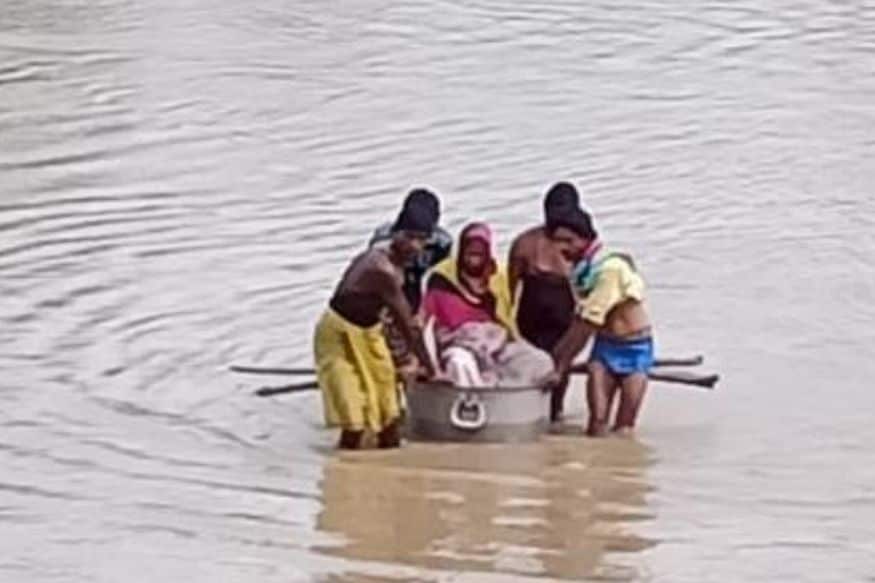 Pregnant Woman Carried in a Utensil across River to Reach Hospital ...