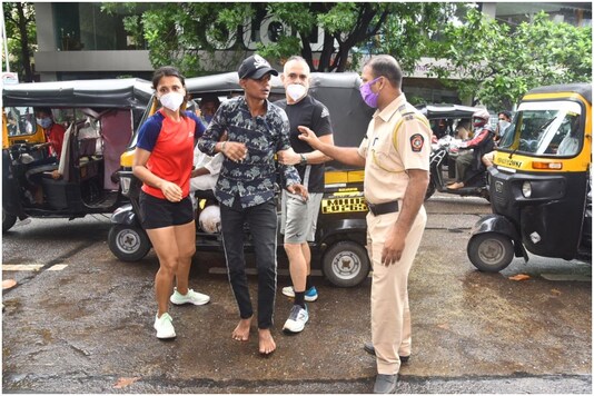 Manish Chaudhary and Partner Catch Eve Teasers and Handover to Mumbai Police