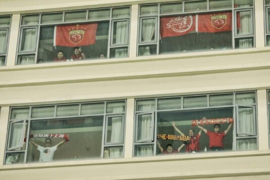 Shanghai SIPG fans (Photo Credit: Twitter)