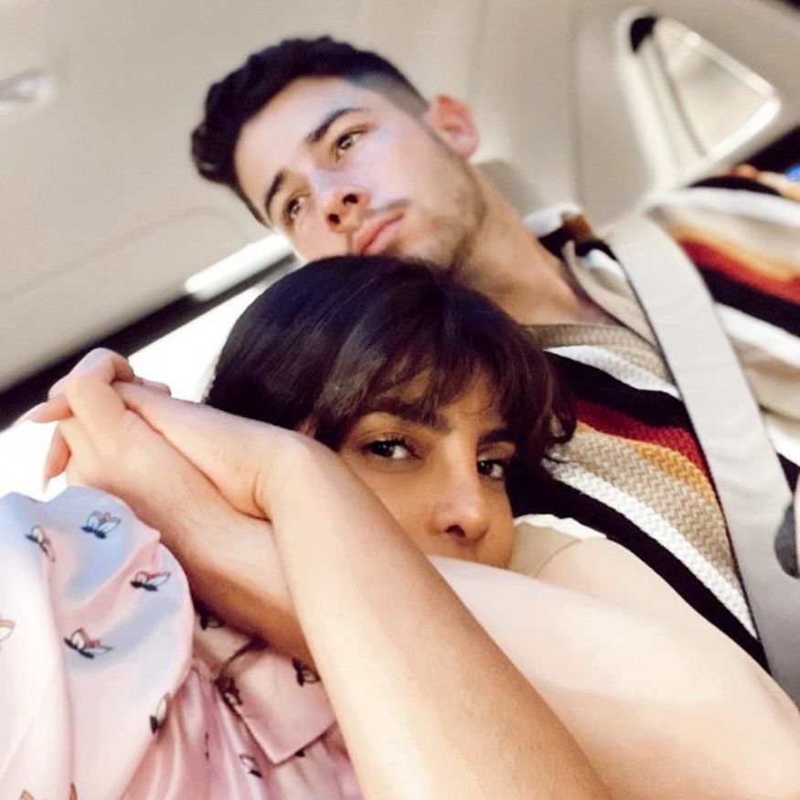  Priyanka Chopra on Sunday treated fans to an adorable selfie with husband Nick Jonas, and attached a sweet note on how 'grateful' she is to have him in her life. (Image: Instagram)