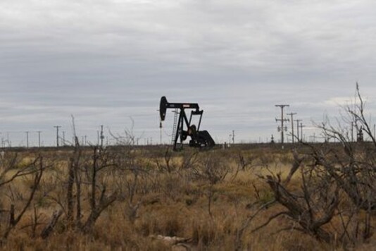 Oil prices gain on sharp U.S. crude inventory drop