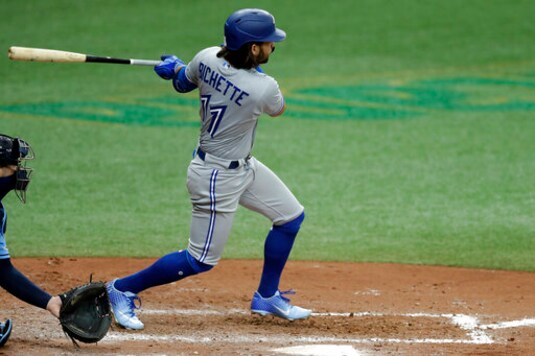 Toronto closer Giles to IL; Bichette scratched for leg issue