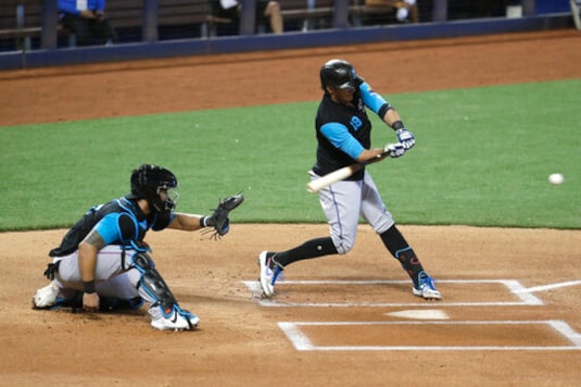 Marlins catcher Alfaro goes on injured list before opener