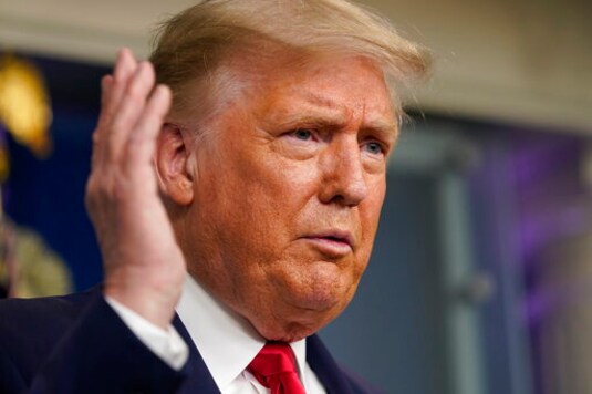 Trump, Mariano Rivera mark Opening Day at White House