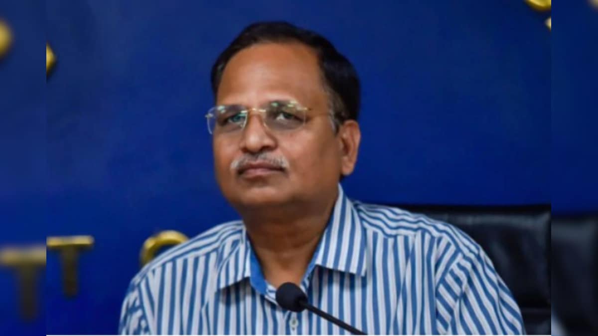 Delhi Health Min Satyendar Jain Says No ICU Bed Shortage in Govt Hospitals; To Review Situation Amid Covid Surge