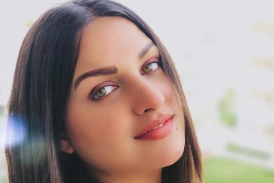 credits - Himanshi Khurana Instagram